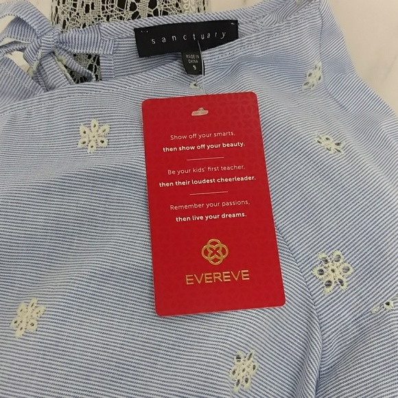 Sanctuary White Floral Eyelet and Scalloped Top - Picture 7 of 7